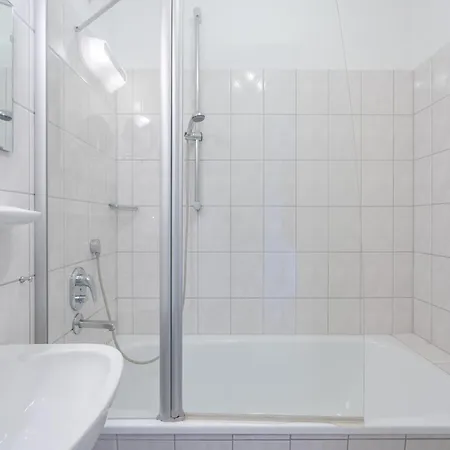 Ostseeurlaub Mit Hund Und Balkon In Apartamento Sellin (Rugen)